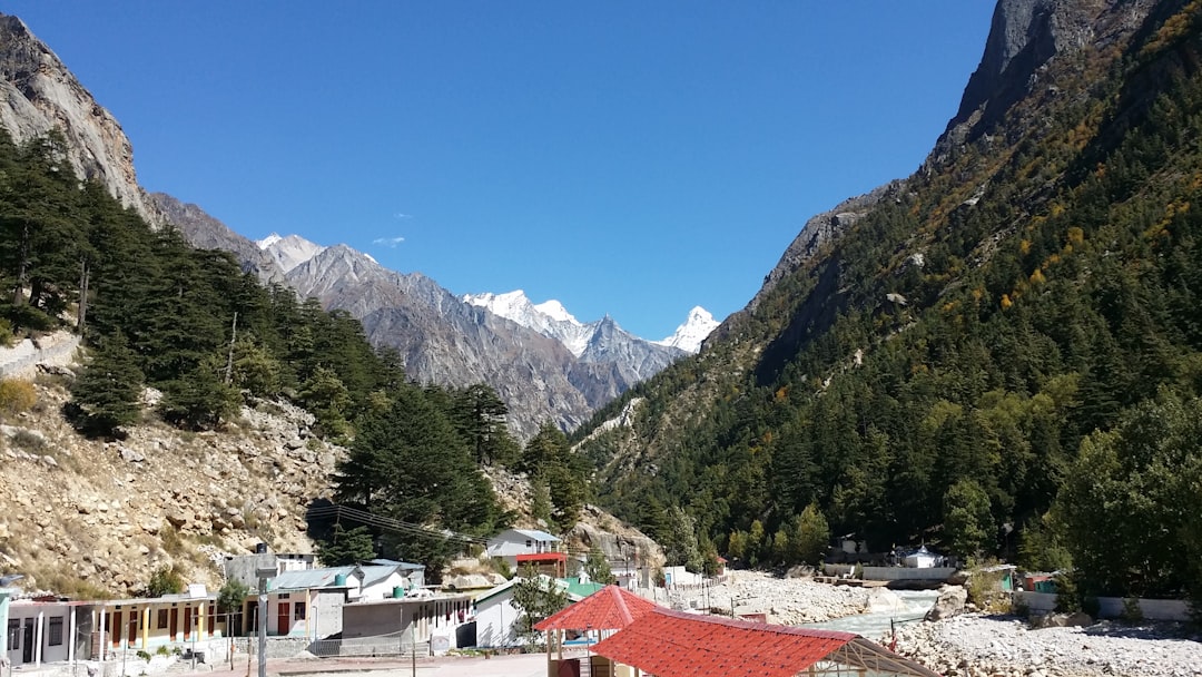 Rishikesh to Gangotri Dham taxi