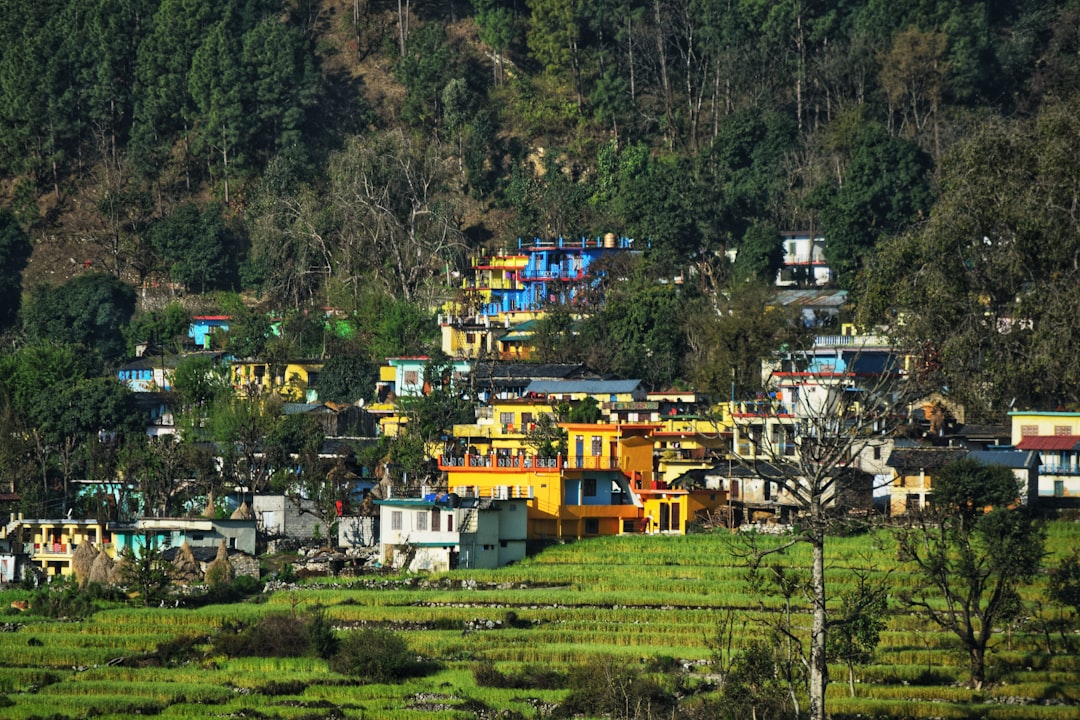 Dehradun to Karnaprayag taxi