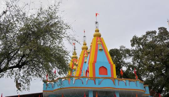 Delhi to Ludhiana Taxi
