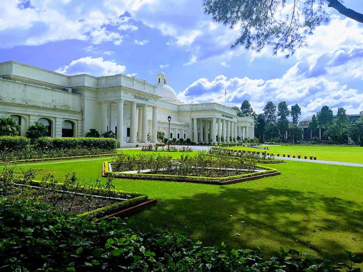 Delhi to Roorkee Taxi
