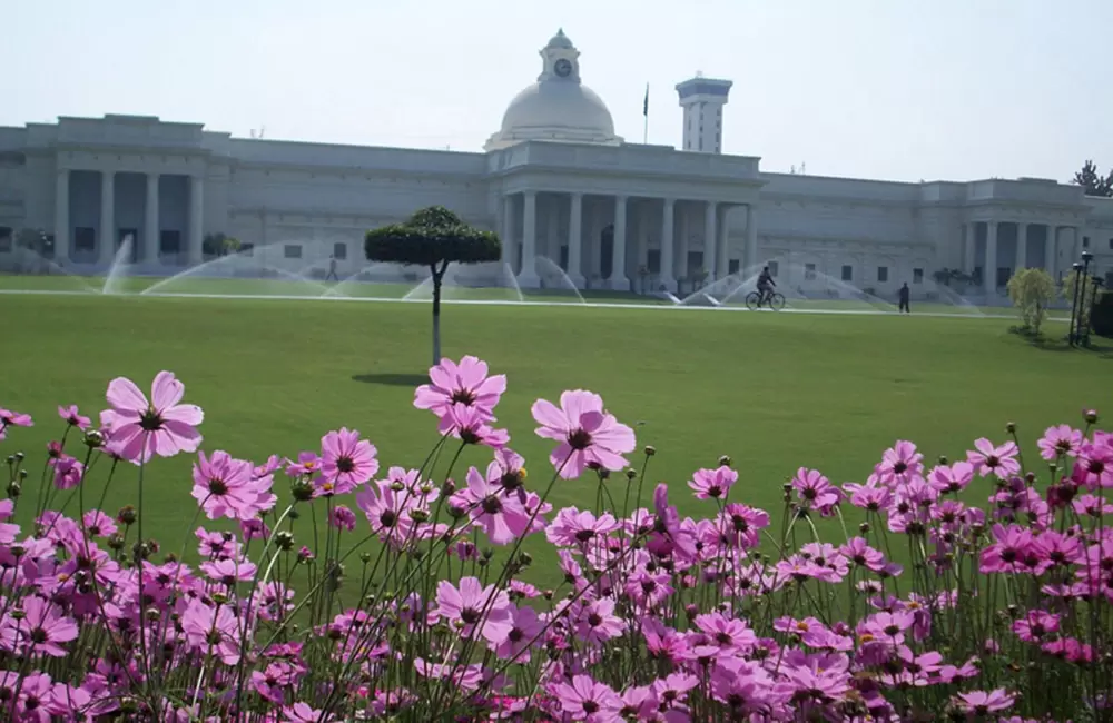 Delhi to Roorkee Taxi